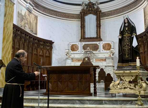 Venerdì Santo: In un clima surreale, la tradizionale supplica  del nostro Parroco all&#039;Addolorata