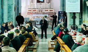 Pranzo di Natale della nostra comunità parrocchiale nella Chiesa della Trinità: non un pranzo per…ma un pranzo con…